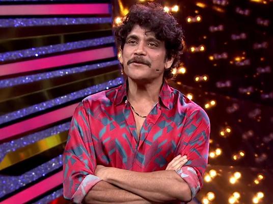 Bigg Boss 6 : “బిగ్‌బాస్ షో” హోస్ట్ నాగార్జునకు హైకోర్టు నోటీసులు..