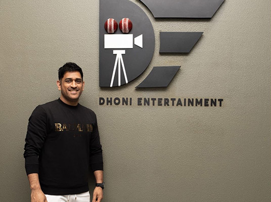 Dhoni Entertainment: సినీ నిర్మాణ రంగంలోకి ధోని.. ప్రకటన వచ్చేసింది.. తొలి సినిమా డైరెక్టర్ ఎవరంటే!