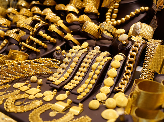 Gold Price : మళ్లీ పెరిగిన బంగారం ధరలు…