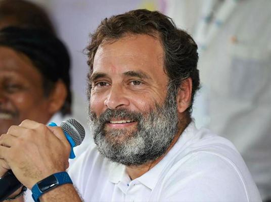 Rahul Fires on KCR : కేసీఆర్ పై రాహుల్ ఘాటు విమర్శలు ..ధరణి పోర్టల్ అందుకేనా?