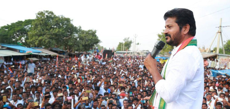 Revanth Reddy : మిస్టర్ పర్ ఫెక్ట్ రేవంత్ రెడ్డి.. మునుగోడులో క్లీన్ పాలిటిక్స్..