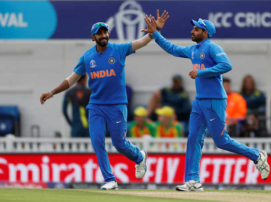 Bhuvi breaks Bumrah’s record : బుమ్రా రికార్డు తుడిచేసిన భువీ