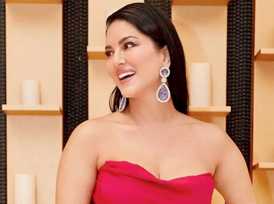 Sunny Leone: సన్నీలియోన్‌కి ఊర‌ట‌.. స్టే విధించిన కోర్టు