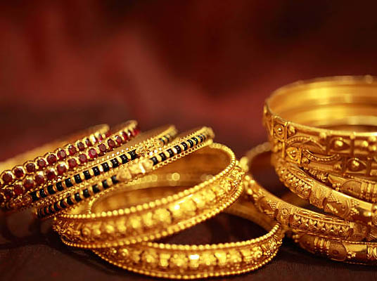 Gold Price at March 20 : ఈరోజు బంగారం ధరలు ఎలా ఉన్నాయంటే?