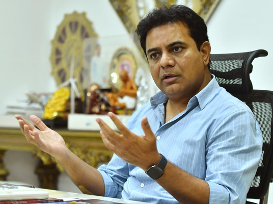 KTR : హీరో కృష్ణ నిజమైన లెజెండ్ : కేటీఆర్