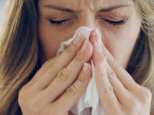 Sneezing : తుమ్ము కీడును సూచిస్తుందా ?