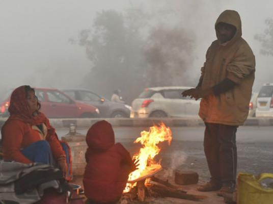 Telangana Cold Weather : తెలంగాణలో పడిపోతున్న ఉష్ణోగ్రతలు.. వాతావరణశాఖ నిపుణుల హెచ్చరిక