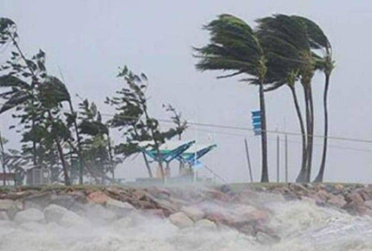 Cyclone : దూసుకొస్తున్న మాండూస్ తుపాన్.. తీరం ఎప్పుడు దాటుతుందంటే?