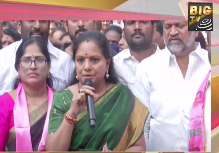 Kavitha: జైల్లో పెట్టుకోండి.. ఉరి వేస్తారా? భయపడేదేలే: కవిత