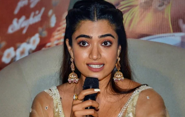 Rashmika Mandanna Controversy: మ‌రో వివాదంలో ర‌ష్మిక‌..నెటిజ‌న్స్ ఫైర్‌