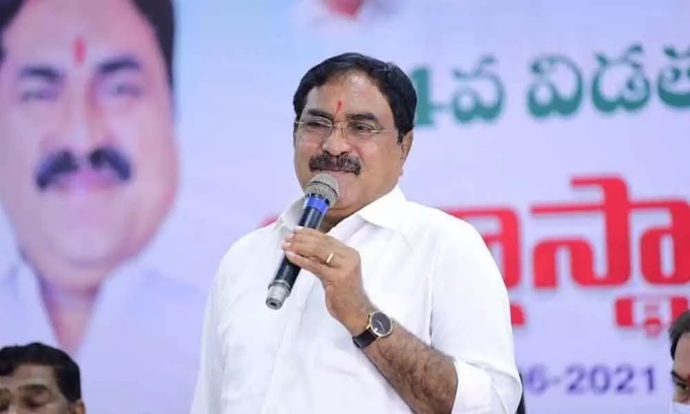 Errabelli: ఎర్రబెల్లికి బీజేపీ గాలం? ఈటల డీల్? అందుకే ఆ వ్యాఖ్యలా? కేసీఆర్ సీరియస్?