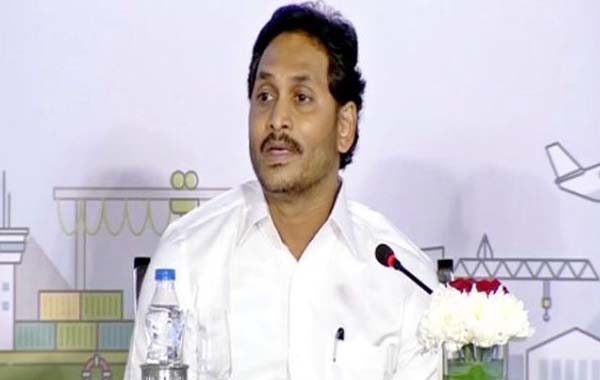 Jagan : విశాఖ ఏపీ రాజధాని కాబోతోంది.. త్వరలో సీఎం ఆఫీస్ తరలిస్తాం: జగన్