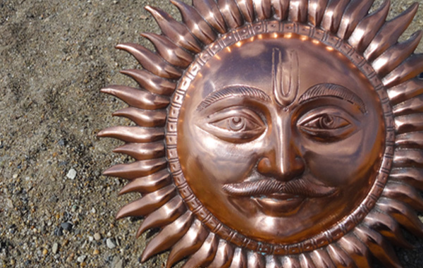 Copper Sun Vastu: ఇంట్లో రాగితో చేసిన సూర్యుడిని ఏ దిక్కులో పెట్టుకోవాలి…