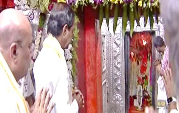 KCR : కొండగట్టుకు కేసీఆర్.. అంజన్నకు ప్రత్యేక పూజలు..