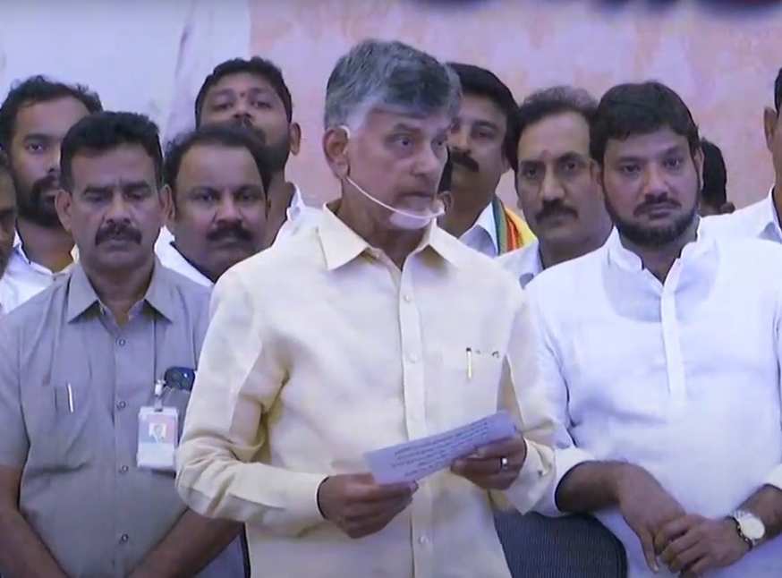 Chandrababu: అబ్బాయ్ కిల్డ్ బాబాయ్.. జగన్ గూగుల్ టేక్ అవుట్‌లో అడ్డంగా దొరికారన్న చంద్రబాబు