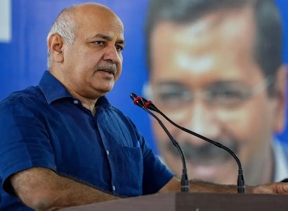 Manish Sisodia: ఢిల్లీ లిక్కర్ స్కామ్ కేసులో కీలక పరిణామం.. మనీశ్ సిసోడియాకు మళ్లీ నోటీసులు