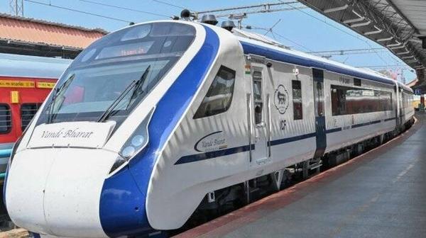 Vande Bharat Express: సికింద్రాబాద్- తిరుపతి మధ్య వందేభారత్ ఎక్స్‌ప్రెస్.. ఏ రూట్లో అంటే..