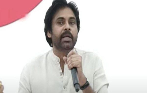 Pawan Kalyan : ఏకతాటిపైకి రండి.. బీసీలకు జనసేనాని పిలుపు.. ఆ ఓటర్లు ఎటువైపు..?