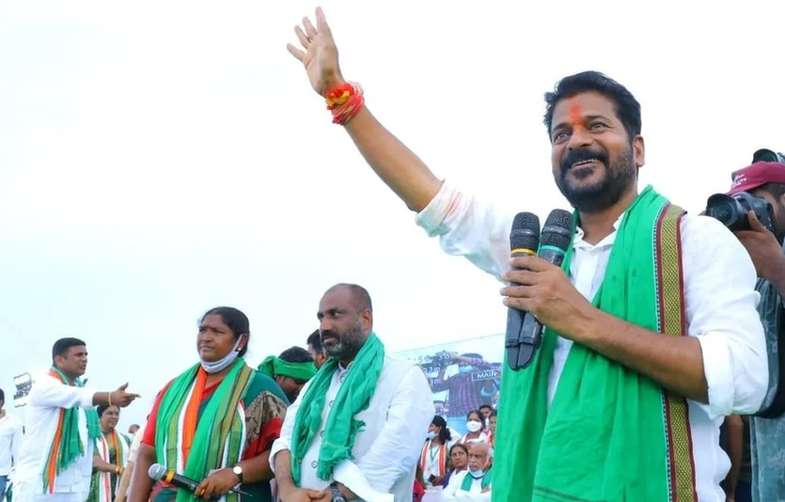 RevanthReddy: బండి ఇలాఖాలో జగమొండి.. కరీంనగర్‌లో కాంగ్రెస్ భారీ బలప్రదర్శన..