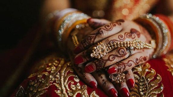 Bride: మేకప్‌ కోసం బ్యూటీపార్లర్‌కు వెళ్లిన వధువు.. ఆ తర్వాత పెళ్లి క్యాన్సిల్.. ఇంతకీ ఏం జరిగిందంటే?