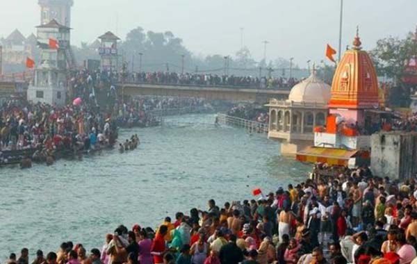 Ganga River : గంగా పుష్కరాలు.. కాశీకి వెళ్లే దారేది..?