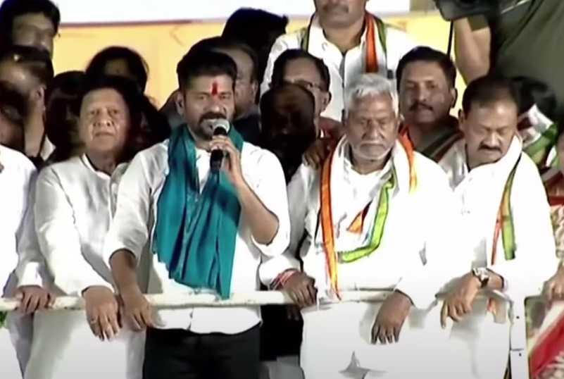 Revanth Reddy: బీఆర్ఎస్, బీజేపీ కుమ్మక్కు.. నిరుద్యోగ ర్యాలీలో రేవంత్ నిప్పులు..