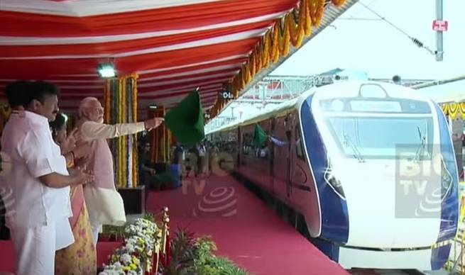 Vande Bharat Express: వందేభారత్‌ రయ్ రయ్.. మోదీ పచ్చ జెండా..