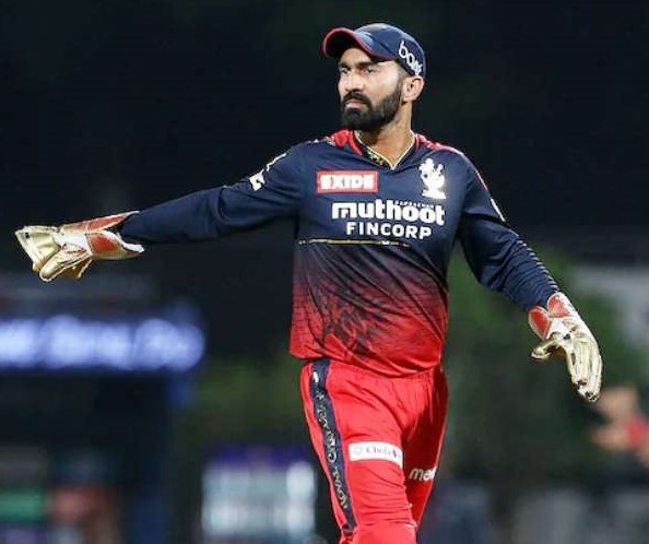 Dinesh Karthik:-  ఆట మరిచిపోయాడా.. ఆడడంపై ఆసక్తి పోయిందా… దినేశ్ కార్తీక్‌పై ఫైర్