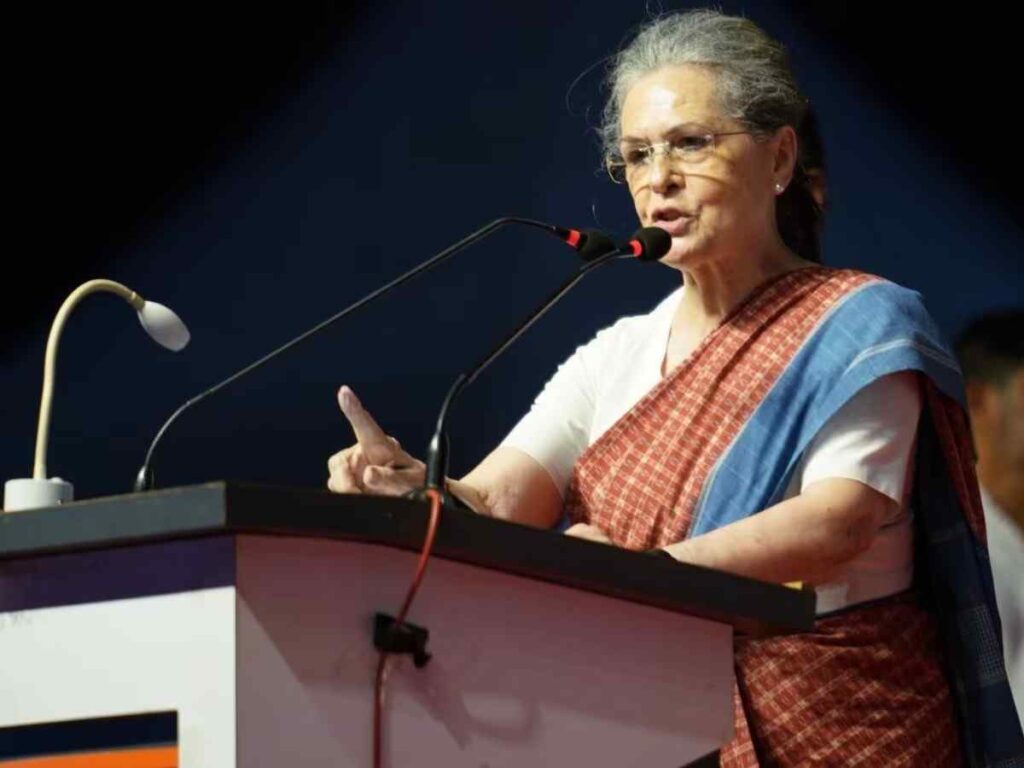 Sonia Gandhi: కర్నాటక ‘సార్వభౌమత్వం’.. సోనియాగాంధీపై ఎఫ్‌ఐఆర్‌కు బీజేపీ డిమాండ్..