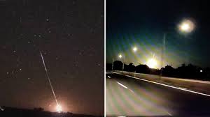 Rogue meteor in sky: నేలరాలిన అందమైన తోకచుక్క.. ఫోటోలు వైరల్.