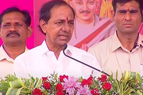 KCR : మహారాష్ట్ర అలా ఎందుకు అభివృద్ధి చెందలేదు? ఆ పార్టీలకు కేసీఆర్ ప్రశ్నలు..