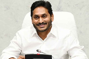 YSR Law Nestham : యువ న్యాయవాదులకు శుభవార్త..  వైఎస్ఆర్ లా నేస్తం నిధులు విడుదల చేసిన సీఎం..