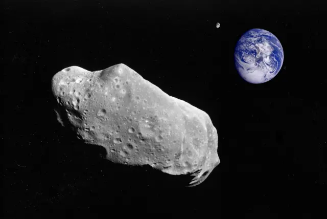 Asteroid Hitting Earth : భూమికి అత్యంత చేరువగా భారీ ఆస్ట్రాయిడ్..