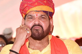 Brij Bhushan : బ్రిజ్ భూషణ్ పై లైంగిక వేధింపుల కేసు.. చార్జీషీట్ లో ఏముందంటే..?