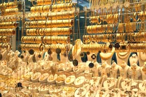 Gold Rates Today : భారీగా పెరిగిన బంగారం ధర.. ఈ రోజు ఎంతంటే..?