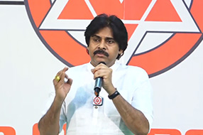 Pawan Kalyan : ఆ వ్యవస్థ లేనప్పుడు దేశం ఆగిపోయిందా?.. వాలంటీర్లపై మరోసారి పవన్ కామెంట్స్..