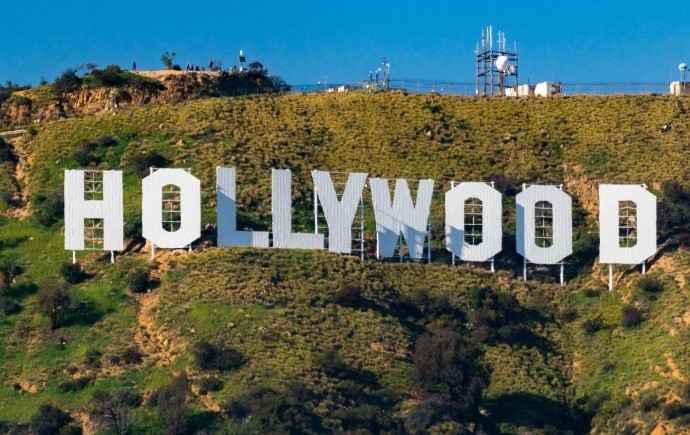 HOLLYWOOD: సినిమా షూటింగ్స్ బంద్.. AI భయంతో సమ్మె..