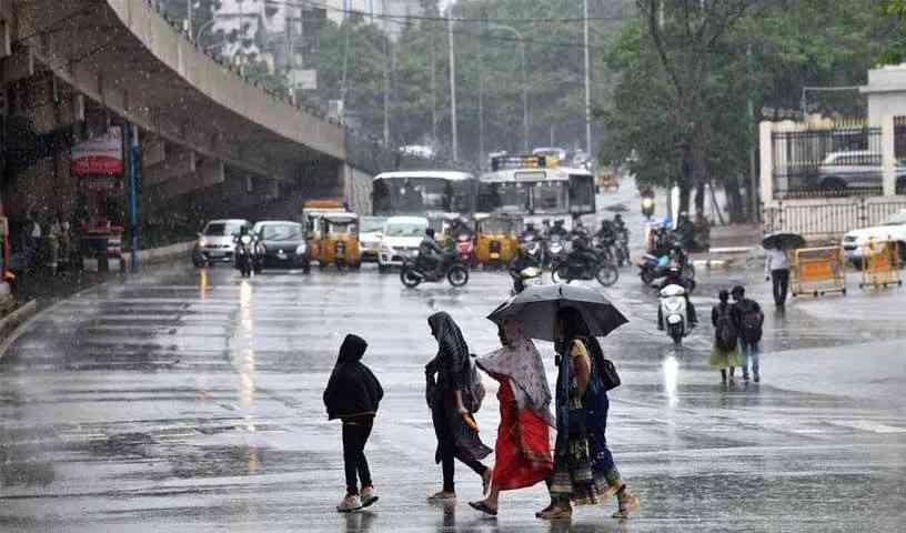 Hyderabad Rains: నాన్‌స్టాప్ రెయిన్.. నాన్‌స్టాప్ ప్రాబ్లమ్స్.. అంతా ఆగమాగం