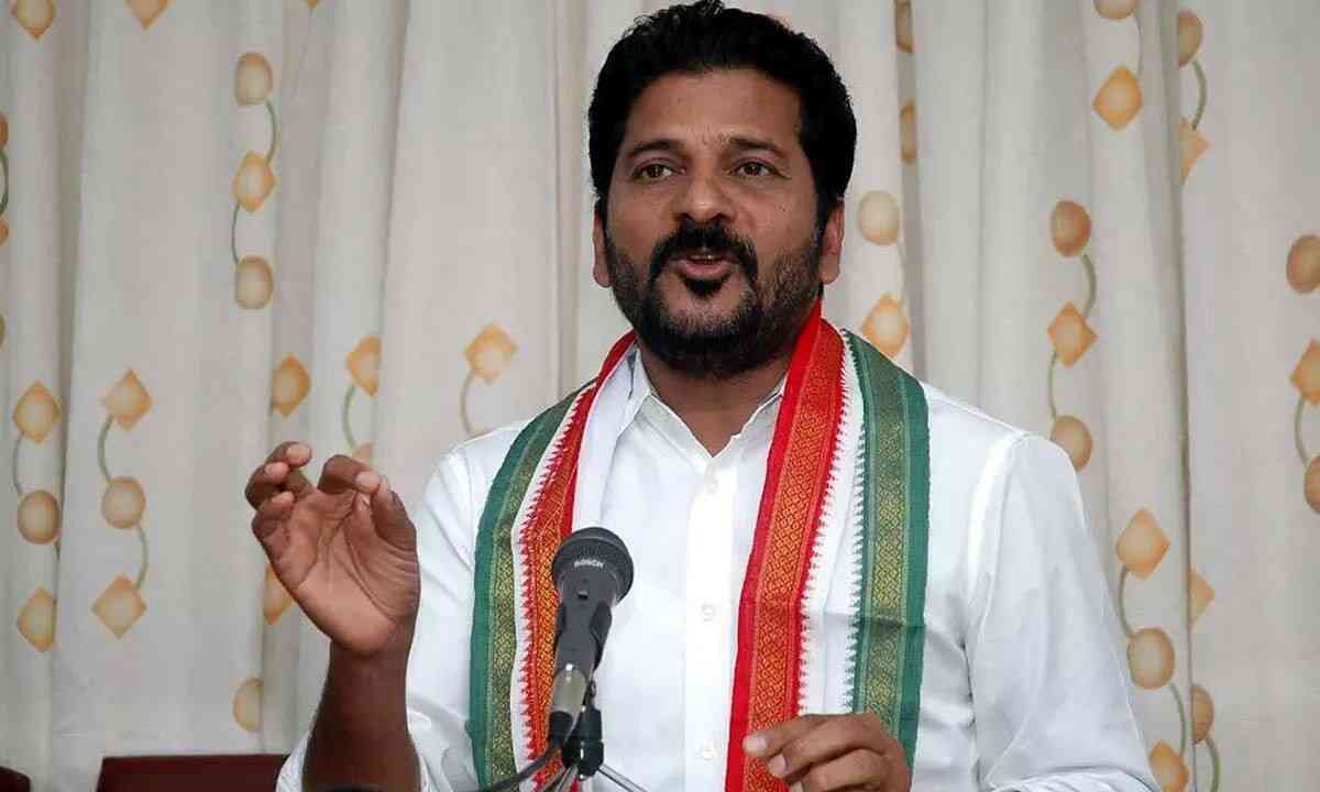 Revanth Reddy: రాహుల్‌గాంధీ అర్హతలు ఇవే.. కేసీఆర్‌కు రేవంత్ ఛాలెంజ్..