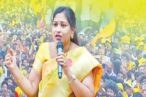 TDP : అనితపై అసభ్యకర పోస్టులు!.. ఎమ్మెల్సీ అనుచరుడి ఇంటిముందు ఆందోళన..