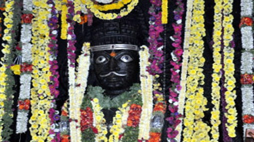 Kuravi Veerabhadra Swamy : కురవి వీరభద్రస్వామిని దర్శిస్తే