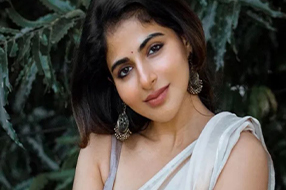 Spy Fame Iswarya Menon :క్రేజీ ఛాన్స్ కొట్టేసిన ‘స్పై’ భామ.. ఏకంగా పవర్ స్టార్‌తో..