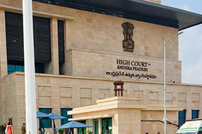 AP Highcourt : జగన్ సర్కార్ కు షాక్.. R-5 జోన్ లో ఇళ్ల నిర్మాణంపై హైకోర్టు స్టే..