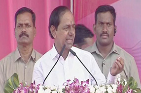 KCR : త్వరలో పింఛన్లు పెంపు.. సూర్యాపేట జిల్లాకు వరాలు.. కేసీఆర్ ఎన్నికల తాయిలాలు..