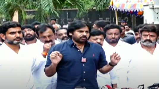 Pawan Kalyan with TDP:  టీడీపీతో కలిసి వెళతాం.. పొత్తుపై ప్రకటన.. మరి బీజేపీ?