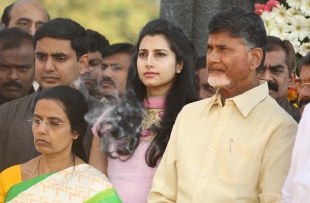 YSRCP on Chandrababu: భువనేశ్వరి, బ్రాహ్మణిలకు సూట్‌కేసులు!.. చంద్రబాబు లక్ష కోట్ల దోపిడీ!.. వైసీపీ సంచలనం