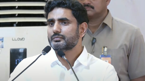 Nara Lokesh : జనసేన-టీడీపీ కలిసి పోటీపై లోకేష్ కీలక వ్యాఖ్యలు.. నవంబర్ 1 నుంచి బాబు షూరిటీ కార్యక్రమం..