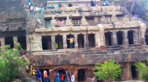 Undavalli Caves: బౌద్ధం ప్రభవించిన నేల.. ఉండవల్లి