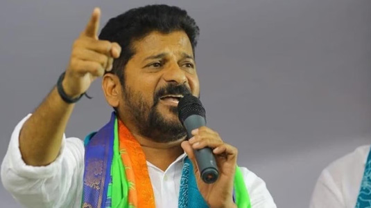 Revanth Reddy :  ఇప్పుడు రైతుబంధు తీసుకోండి.. జనవరిలో రైతులకు మరో గిఫ్ట్ ఇస్తాం..