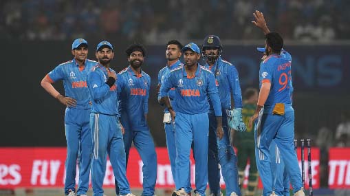 India Cricket Team : టీమిండియాపై ప్రశంసలు.. ఆ విమర్శలకు కౌంటర్లు..